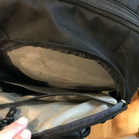 Targus Black Canvas Backpack - Picture 7 of 9